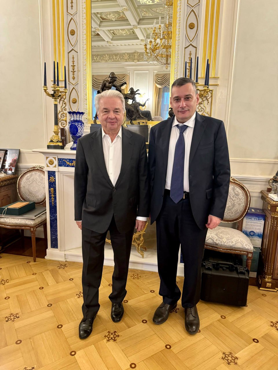 Александр Хинштейн и Председатель Совета Центросоюза России Дмитрий Зубов обсудили поддержку курских кооперативов и восстановление системы потребительских обществ в приграничье