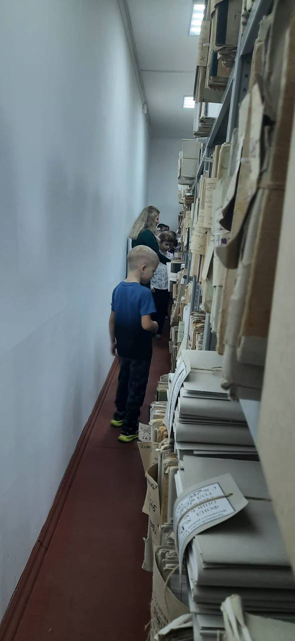 18 ноября 2025 года, в рамках сетевого взаимодействия по реализации дополнительной программы "К родным истокам" МБУДО "Фатежский Дом пионеров и школьников" и ФСШ №1, юные жители нашего города ,под руководством педагога... 18 ноября 2025 года, в рамках сетевого взаимодействия по реализации дополнительной программы "К родным истокам" МБУДО "Фатежский Дом пионеров и школьников" и ФСШ №1, юные жители нашего города ,под руководством педагога...