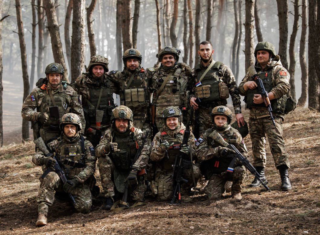 Дмитрий Новиков: 18 ноября 1699 года Петр I издал Указ о добровольной записи на службу в солдаты «изо всяких вольных людей»