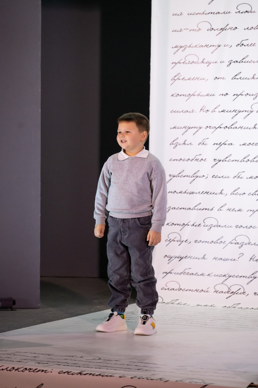 Виктор Кожухов: В минувшую субботу состоялся финал областного конкурса художественного слова «Голос русской души» в областном Дворце культуры имени Винокура Виктор Кожухов: В минувшую субботу состоялся финал областного конкурса художественного слова «Голос русской души» в областном Дворце культуры имени Винокура