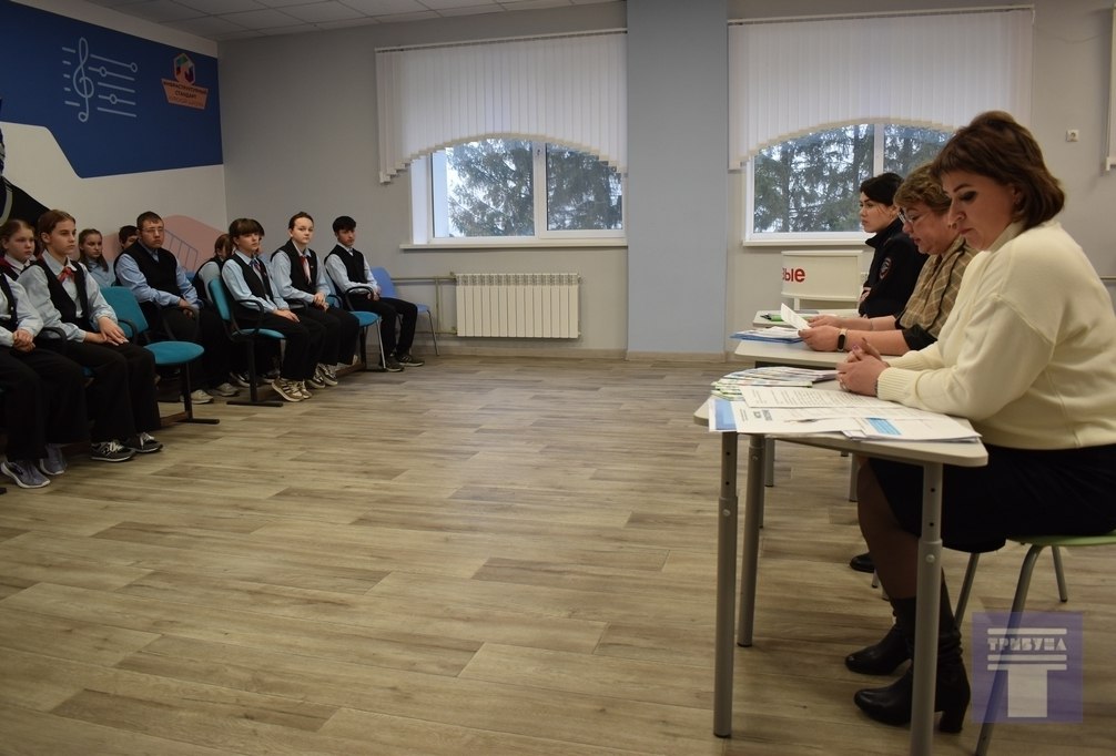 #Оглавном #Наркостоп. Накануне Международного дня защиты прав ребенка, который отмечается 20 ноября, в Кашарской средней общеобразовательной школе состоялась встреча обучающихся со специалистом Железногорского центра... #Оглавном #Наркостоп. Накануне Международного дня защиты прав ребенка, который отмечается 20 ноября, в Кашарской средней общеобразовательной школе состоялась встреча обучающихся со специалистом Железногорского центра...