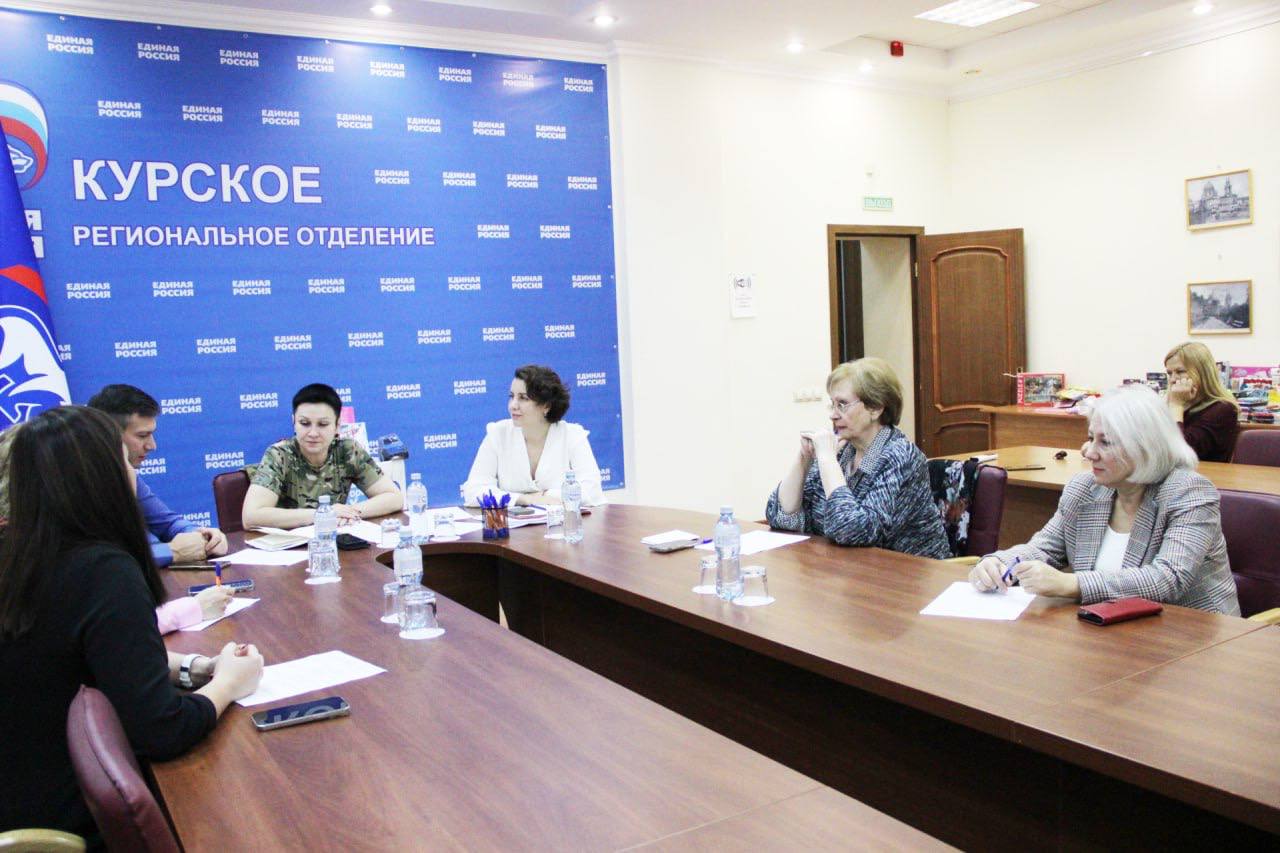 «Вкус заботы». Проект с таким названием запускают ко Дню матери активистки партпроекта «Женское движение Единой России» «Вкус заботы». Проект с таким названием запускают ко Дню матери активистки партпроекта «Женское движение Единой России»