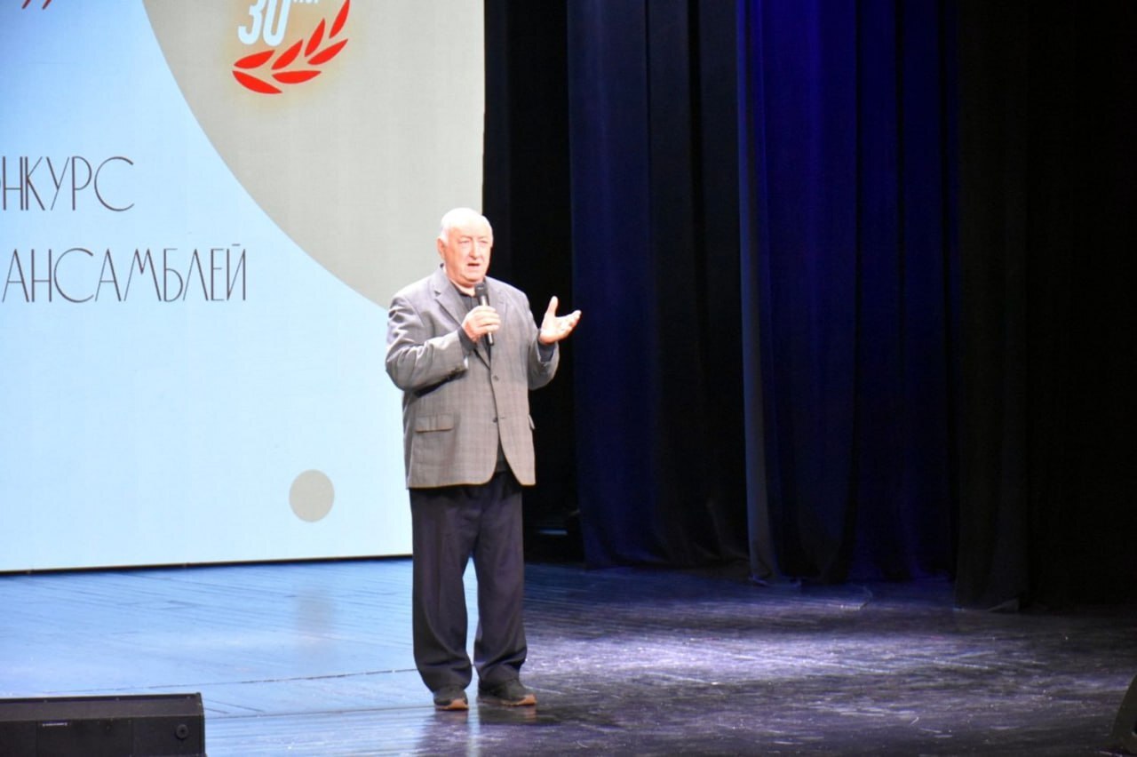 Во Дворце молодежи города Курска состоялся гала-концерт конкурса «Оставайтесь, друзья, молодыми!» Во Дворце молодежи города Курска состоялся гала-концерт конкурса «Оставайтесь, друзья, молодыми!»