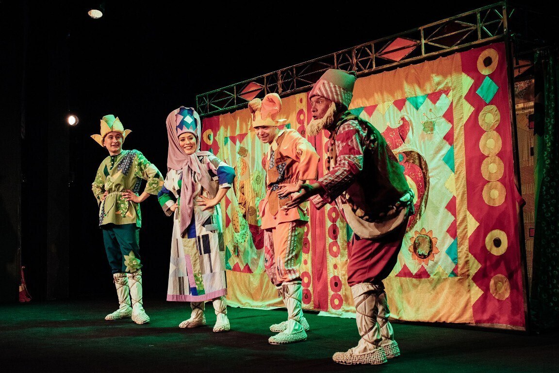 Шестнадцать спектаклей и тысячи зрителей: «Культурная афиша» Металлоинвеста подвела итоги гастрольного сезона-2025 Шестнадцать спектаклей и тысячи зрителей: «Культурная афиша» Металлоинвеста подвела итоги гастрольного сезона-2025