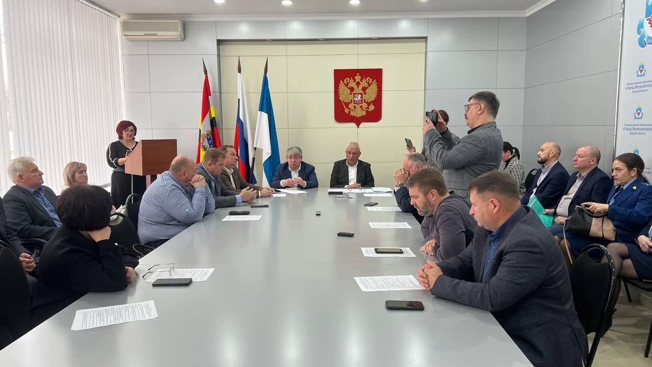 Александр Михайлов: Состоялось тридцать седьмое очередное заседание городской Думы Александр Михайлов: Состоялось тридцать седьмое очередное заседание городской Думы