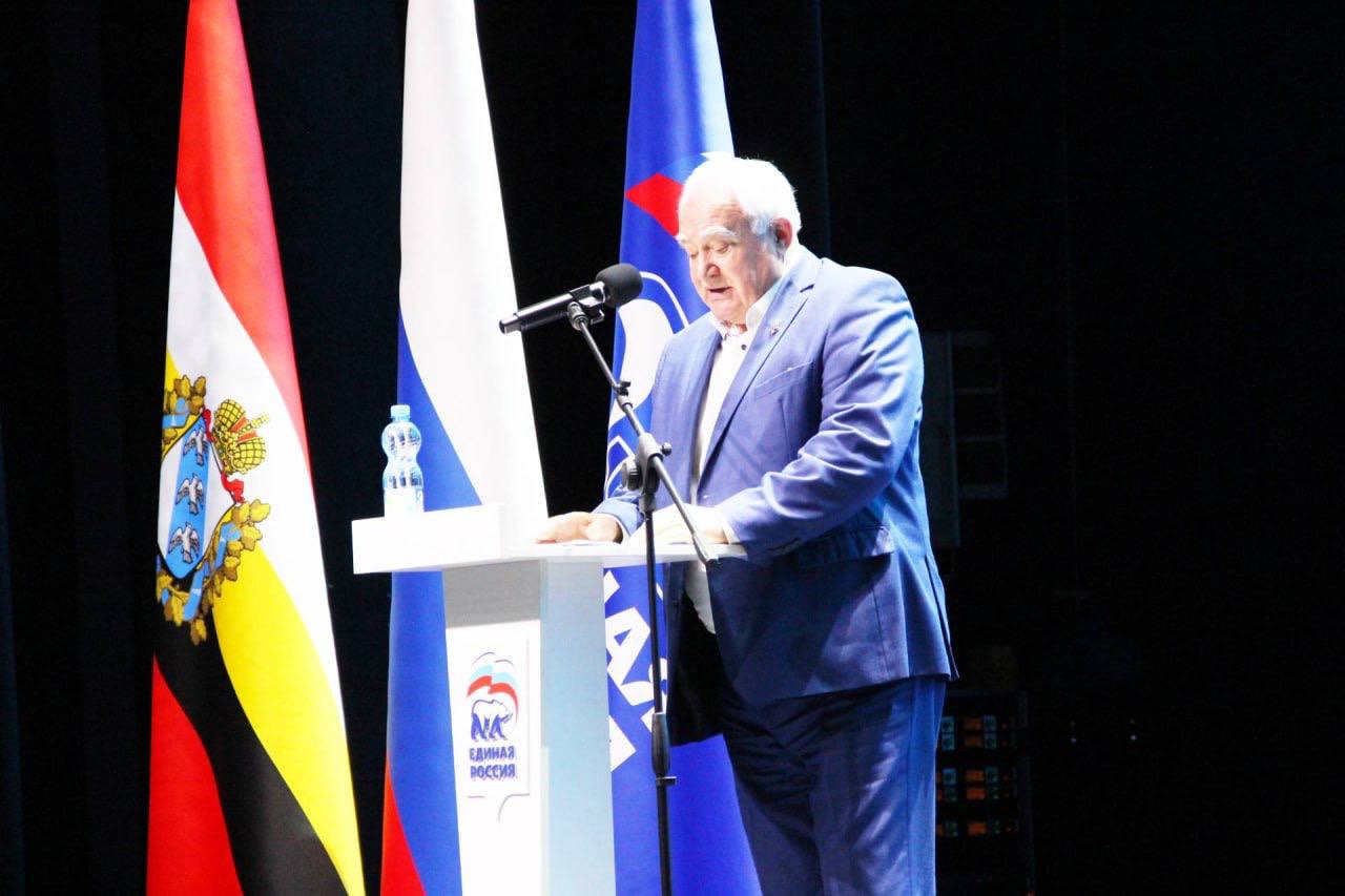 Курские единороссы провели форум муниципальных депутатов Курские единороссы провели форум муниципальных депутатов