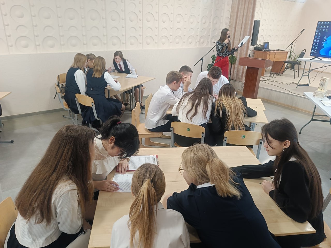 Виктор Катунин: Школьники Медвенского района пишут книгу о писателе-земляке Константине Дмитриевиче Воробьеве