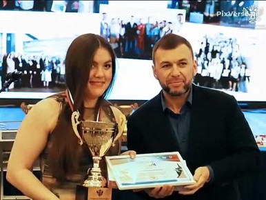 Виктор Кожухов: Наша землячка, жительница м.Свобода Золотухинского района Ольга Юрьевна Горлатых - председатель Молодежной избирательной комиссии Курской области, секретарь Союза молодежных избирательных комиссий России, за...