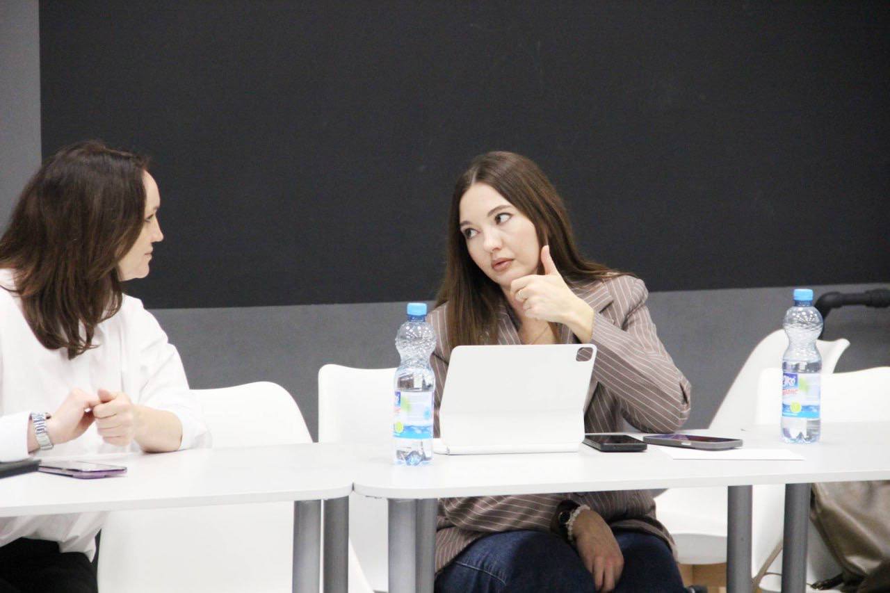 Курские единороссы провели форум муниципальных депутатов Курские единороссы провели форум муниципальных депутатов