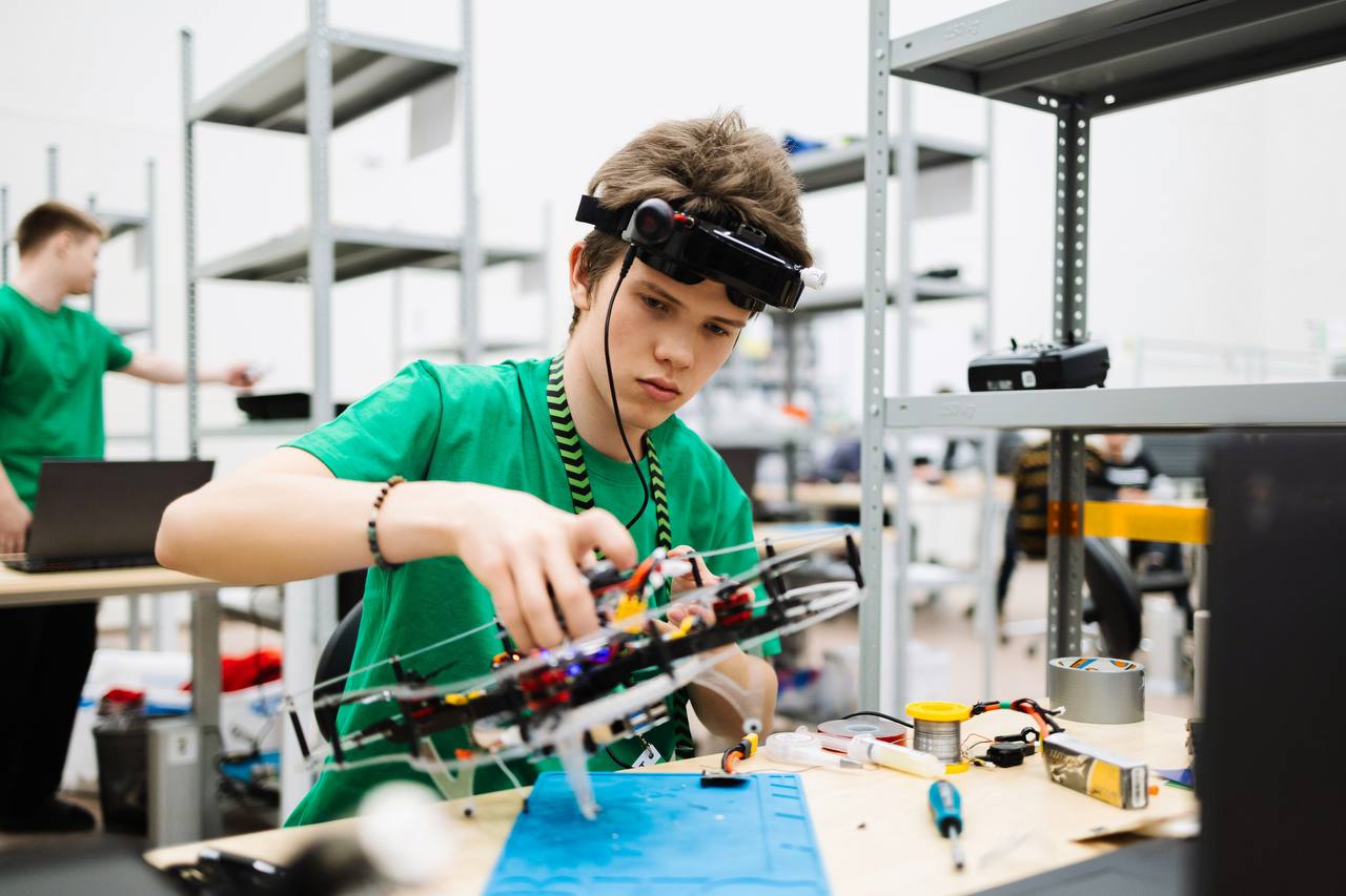 Дмитрий Чернышенко: Чемпионат «Профессионалы» – самое масштабное соревнование по профессиональному мастерству в России Дмитрий Чернышенко: Чемпионат «Профессионалы» – самое масштабное соревнование по профессиональному мастерству в России