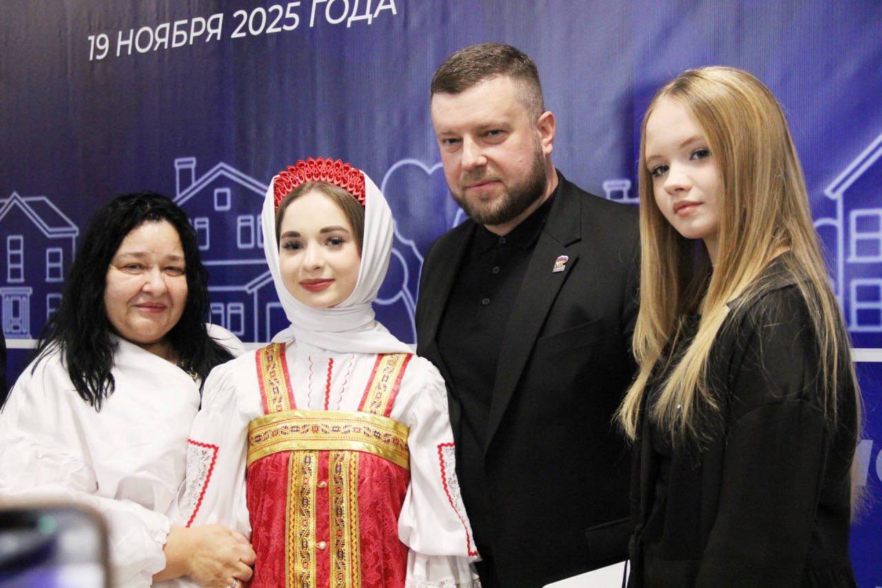 Курские единороссы провели форум муниципальных депутатов Курские единороссы провели форум муниципальных депутатов