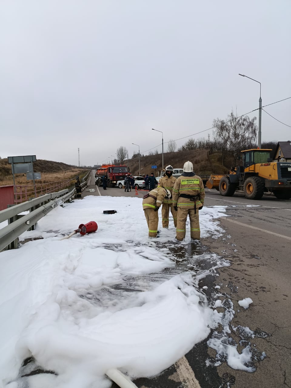 Сергей Цуканов: Сегодня в рамках штабной тренировки по ликвидации чрезвычайных ситуаций, вызванных нарушением пропускной способности на автомобильных дорогах Курской области, Фатежское районное звено ТП РСЧС Курской области... Сергей Цуканов: Сегодня в рамках штабной тренировки по ликвидации чрезвычайных ситуаций, вызванных нарушением пропускной способности на автомобильных дорогах Курской области, Фатежское районное звено ТП РСЧС Курской области...