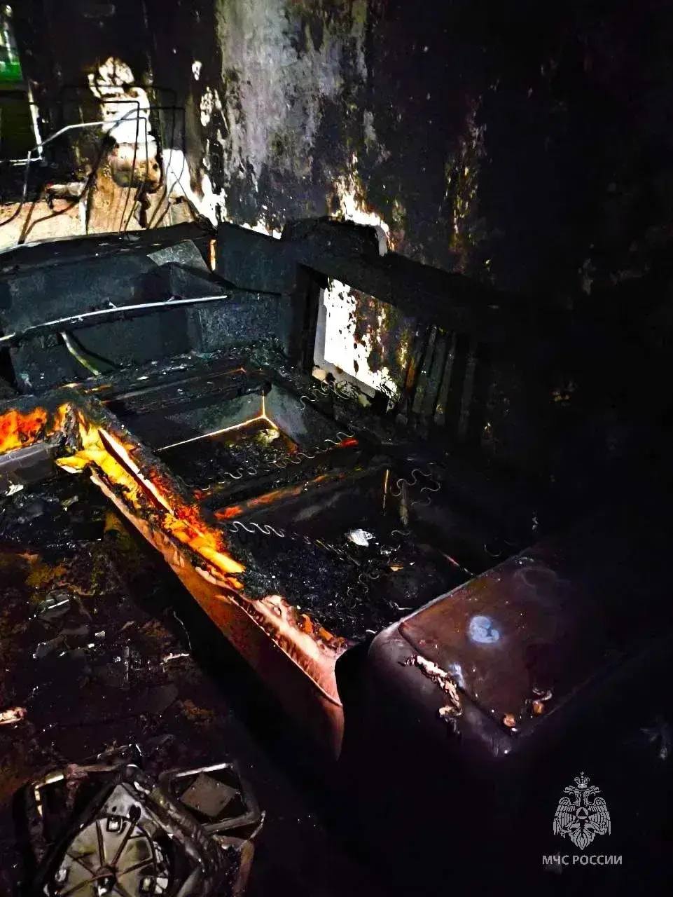 Жительницу блокадного Ленинграда спасли из пожара в Железногорске Жительницу блокадного Ленинграда спасли из пожара в Железногорске