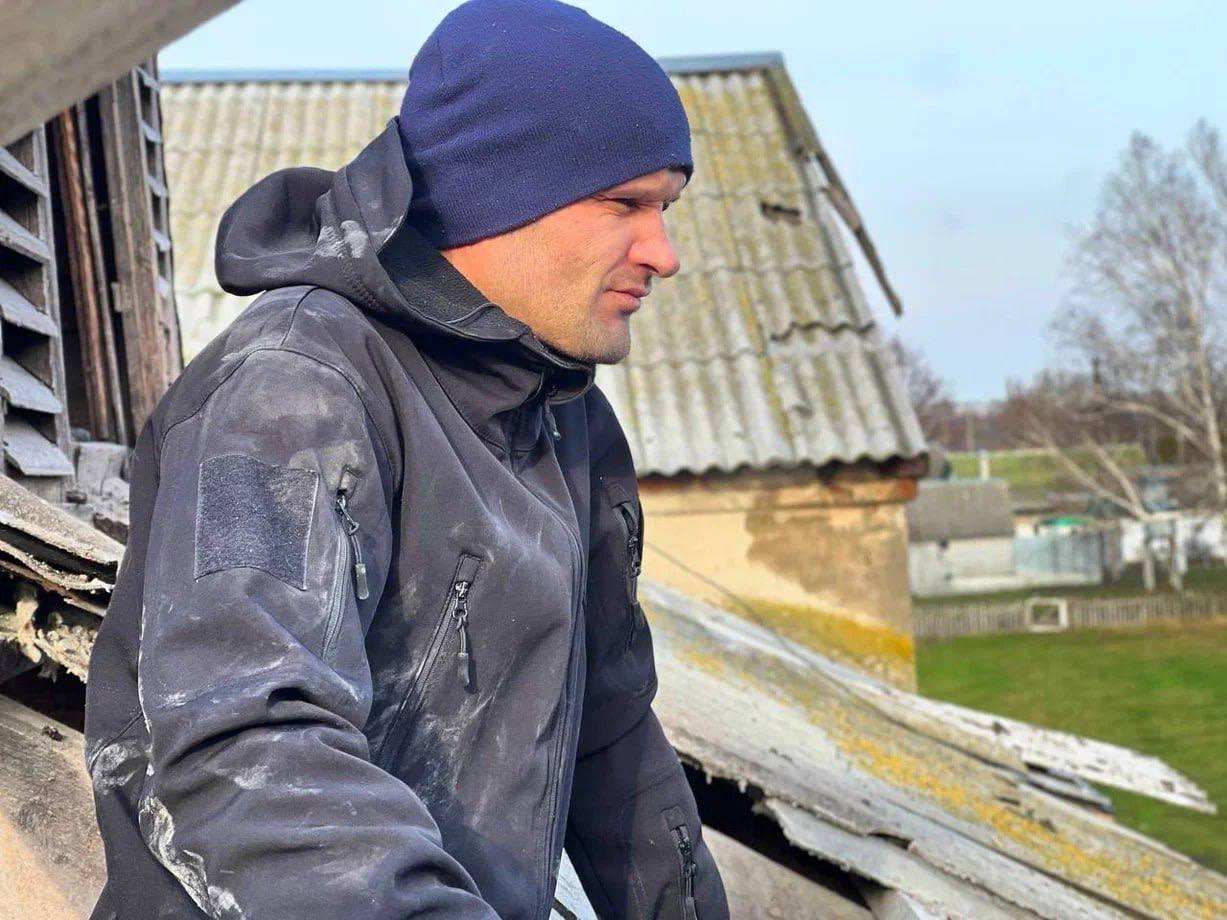 Более 60 домов в приграничье восстановлено волонтерами лагеря Единой России «Курский рубеж» Более 60 домов в приграничье восстановлено волонтерами лагеря Единой России «Курский рубеж»