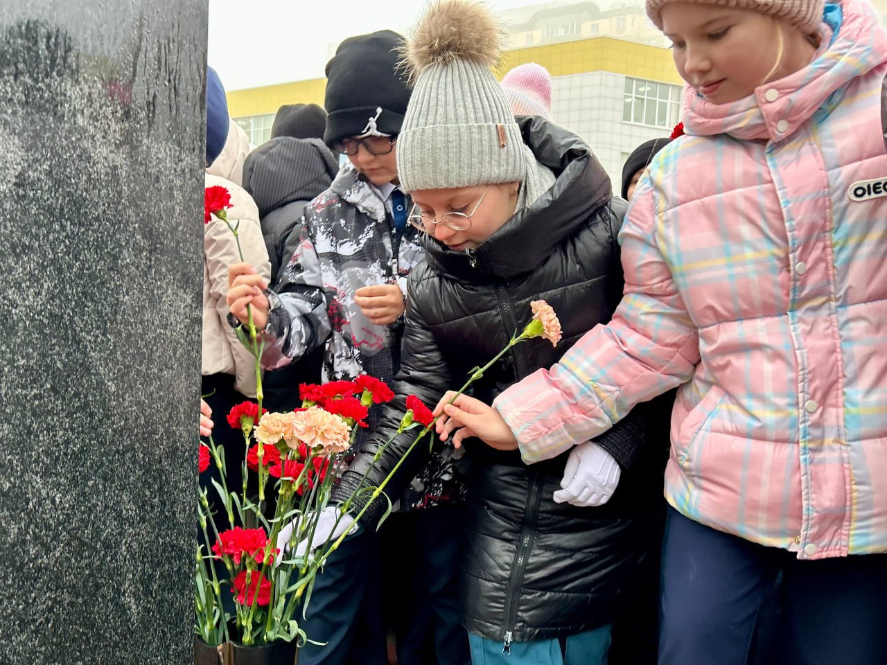 В школе № 58 Курска почтили память генерал-майора Михаила Овсянникова В школе № 58 Курска почтили память генерал-майора Михаила Овсянникова