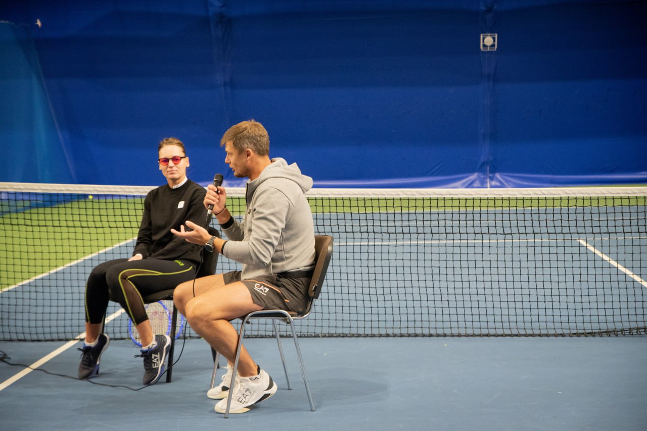 В Курской международной Академии тенниса состоялась встреча с Вероникой Кудерметовой и её тренером Сергеем Демехиным В Курской международной Академии тенниса состоялась встреча с Вероникой Кудерметовой и её тренером Сергеем Демехиным