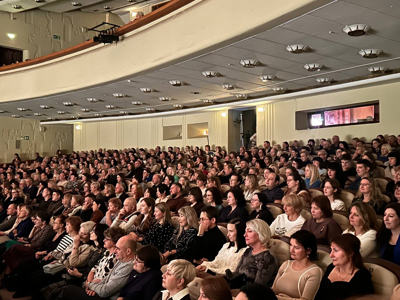 На сцене курского драмтеатра - спектакль Театра Наций «Кто боится Вирджинии Вулф?» На сцене курского драмтеатра - спектакль Театра Наций «Кто боится Вирджинии Вулф?»