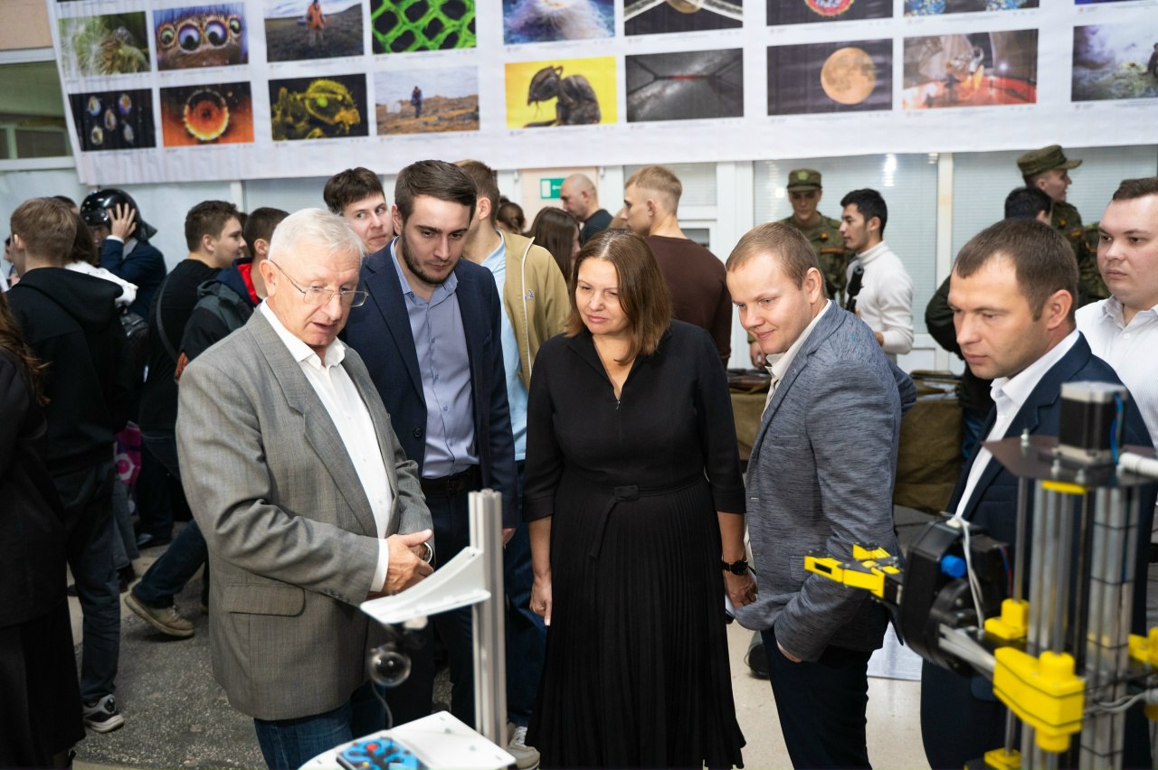 Куряне погрузились в мир науки Куряне погрузились в мир науки