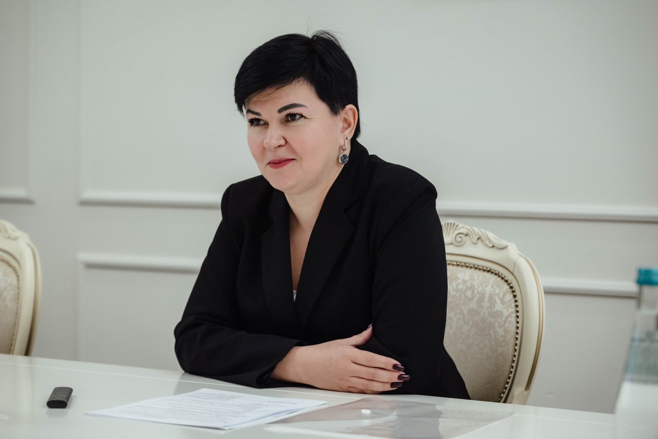 Накануне губернатор Курской области Александр Хинштейн проверил ход строительства школы на проспекте Плевицкой на 1,6 тыс Накануне губернатор Курской области Александр Хинштейн проверил ход строительства школы на проспекте Плевицкой на 1,6 тыс