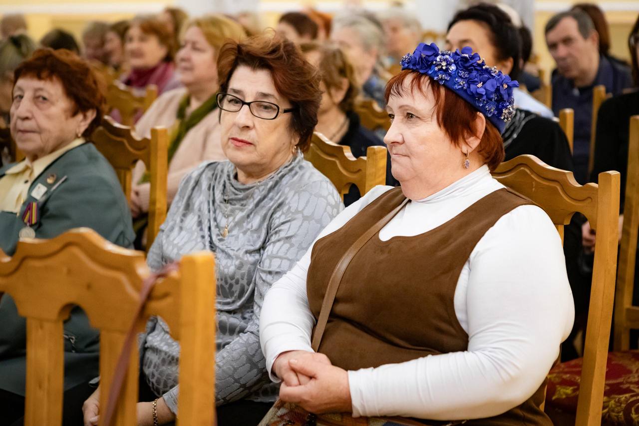 Сегодня в концертно-творческом центре имени М.С. Щепкина прошел благотворительный концерт, посвященный Дню матери Сегодня в концертно-творческом центре имени М.С. Щепкина прошел благотворительный концерт, посвященный Дню матери