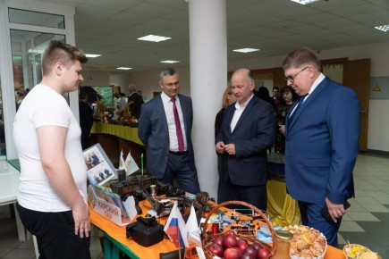 Андрей Амерев: Уважаемые сотрудники и преподаватели Курского государственного аграрного университета!