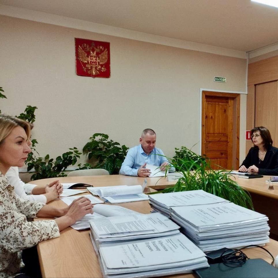 Состоялось заседание Межведомственной комиссии под председательством главы комитета соцзащиты населения Курска Сергея Брежнева