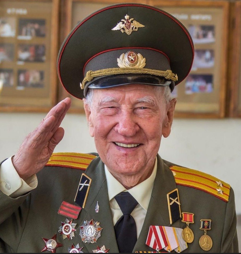 Игорь Корпунков: В год 80-летия Победы Управление по культуре, спорту и делам молодёжи администрации города Курчатова организовало уникальный кинопоказ «Новое кино. С любовью к Отчизне» Игорь Корпунков: В год 80-летия Победы Управление по культуре, спорту и делам молодёжи администрации города Курчатова организовало уникальный кинопоказ «Новое кино. С любовью к Отчизне»