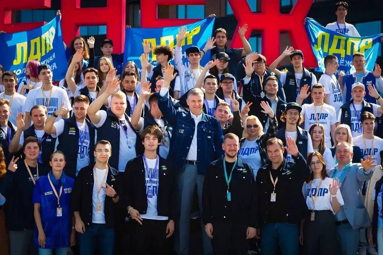 Алексей Томанов: ЛДПР за развитие молодых талантов: равные возможности для каждого! Алексей Томанов: ЛДПР за развитие молодых талантов: равные возможности для каждого!