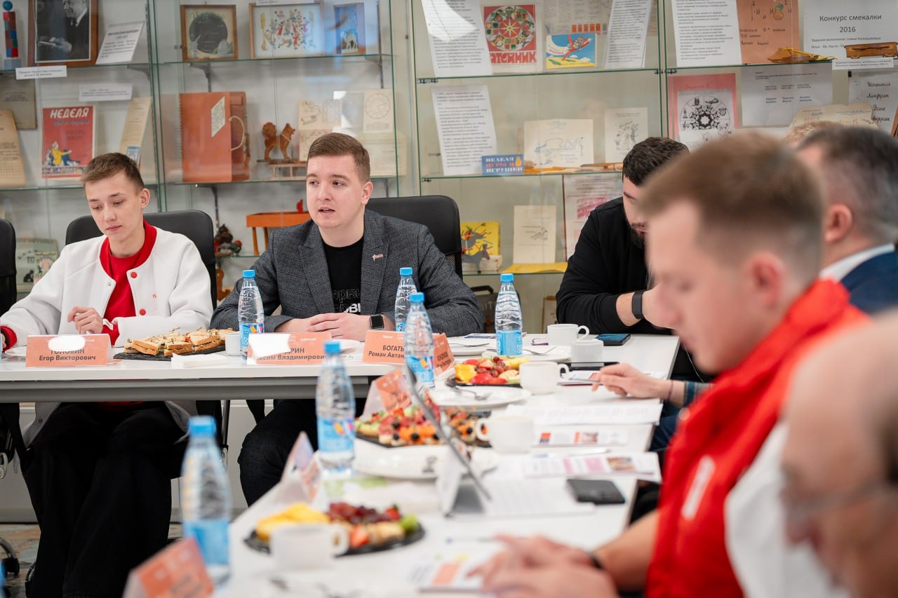 «Движение первых» и экосистема «Добро.рф» запустили новый сезон флагманского всероссийского проекта «Благо твори» и представили новый трек волонтерства – тимуровскую деятельность «Движение первых» и экосистема «Добро.рф» запустили новый сезон флагманского всероссийского проекта «Благо твори» и представили новый трек волонтерства – тимуровскую деятельность