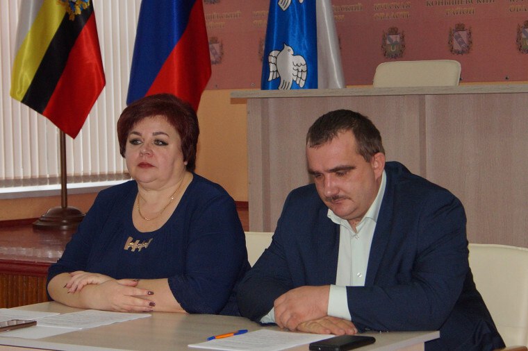 Сегодня, 26 ноября 2025 года в соответствии с Уставом муниципального образования «Конышевский муниципальный район» Курской области и « Дорожной картой» избрания Главы Конышевского района проведена внеочередная сессия...