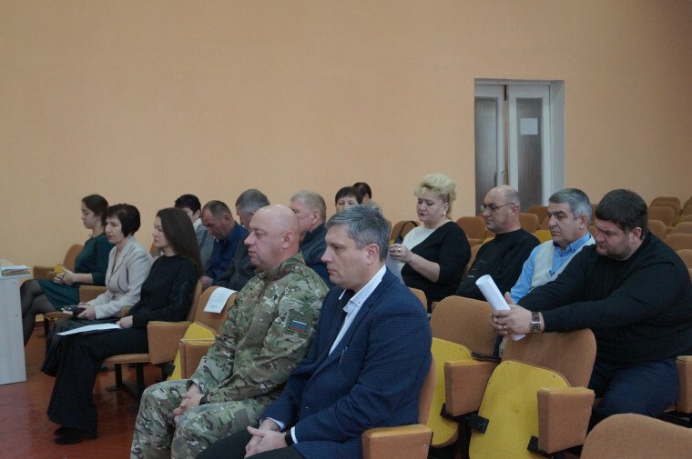 Сегодня, 26 ноября 2025 года в соответствии с Уставом муниципального образования «Конышевский муниципальный район» Курской области и « Дорожной картой» избрания Главы Конышевского района проведена внеочередная сессия... Сегодня, 26 ноября 2025 года в соответствии с Уставом муниципального образования «Конышевский муниципальный район» Курской области и « Дорожной картой» избрания Главы Конышевского района проведена внеочередная сессия...