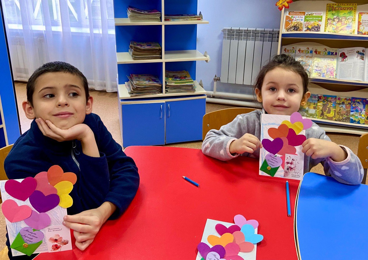 В Курске проходят тематические мероприятия, приуроченные ко Дню матери В Курске проходят тематические мероприятия, приуроченные ко Дню матери