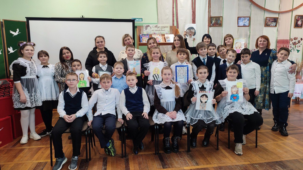 В Курске проходят тематические мероприятия, приуроченные ко Дню матери В Курске проходят тематические мероприятия, приуроченные ко Дню матери