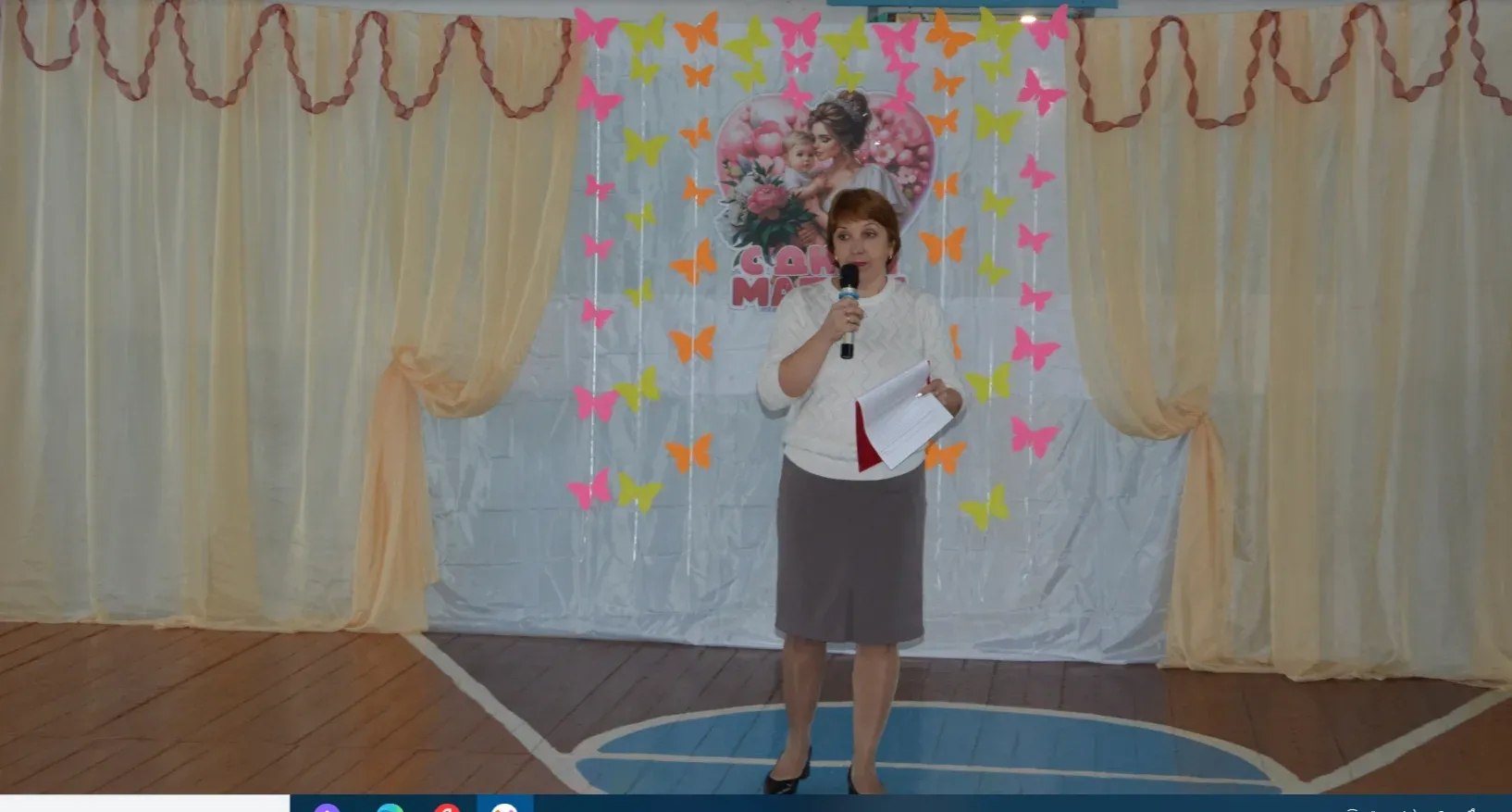 27 ноября 2025 в Плотавской школе прошёл замечательный концерт, посвящённый Дню Матери 27 ноября 2025 в Плотавской школе прошёл замечательный концерт, посвящённый Дню Матери