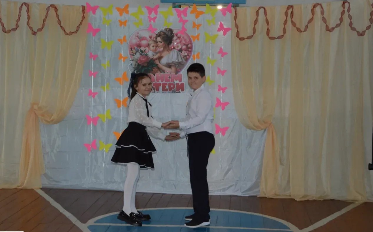 27 ноября 2025 в Плотавской школе прошёл замечательный концерт, посвящённый Дню Матери 27 ноября 2025 в Плотавской школе прошёл замечательный концерт, посвящённый Дню Матери