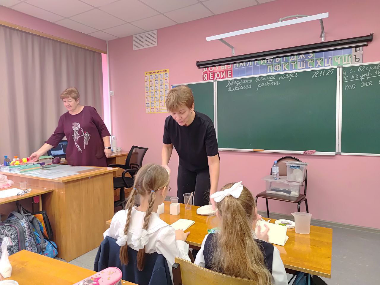 В 53-й школе Курска день посвятили мамам В 53-й школе Курска день посвятили мамам