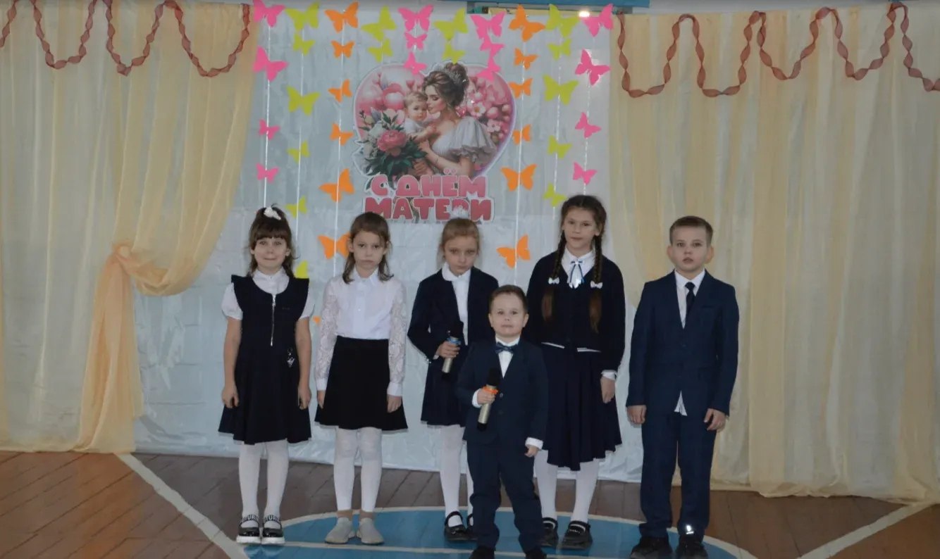 27 ноября 2025 в Плотавской школе прошёл замечательный концерт, посвящённый Дню Матери 27 ноября 2025 в Плотавской школе прошёл замечательный концерт, посвящённый Дню Матери