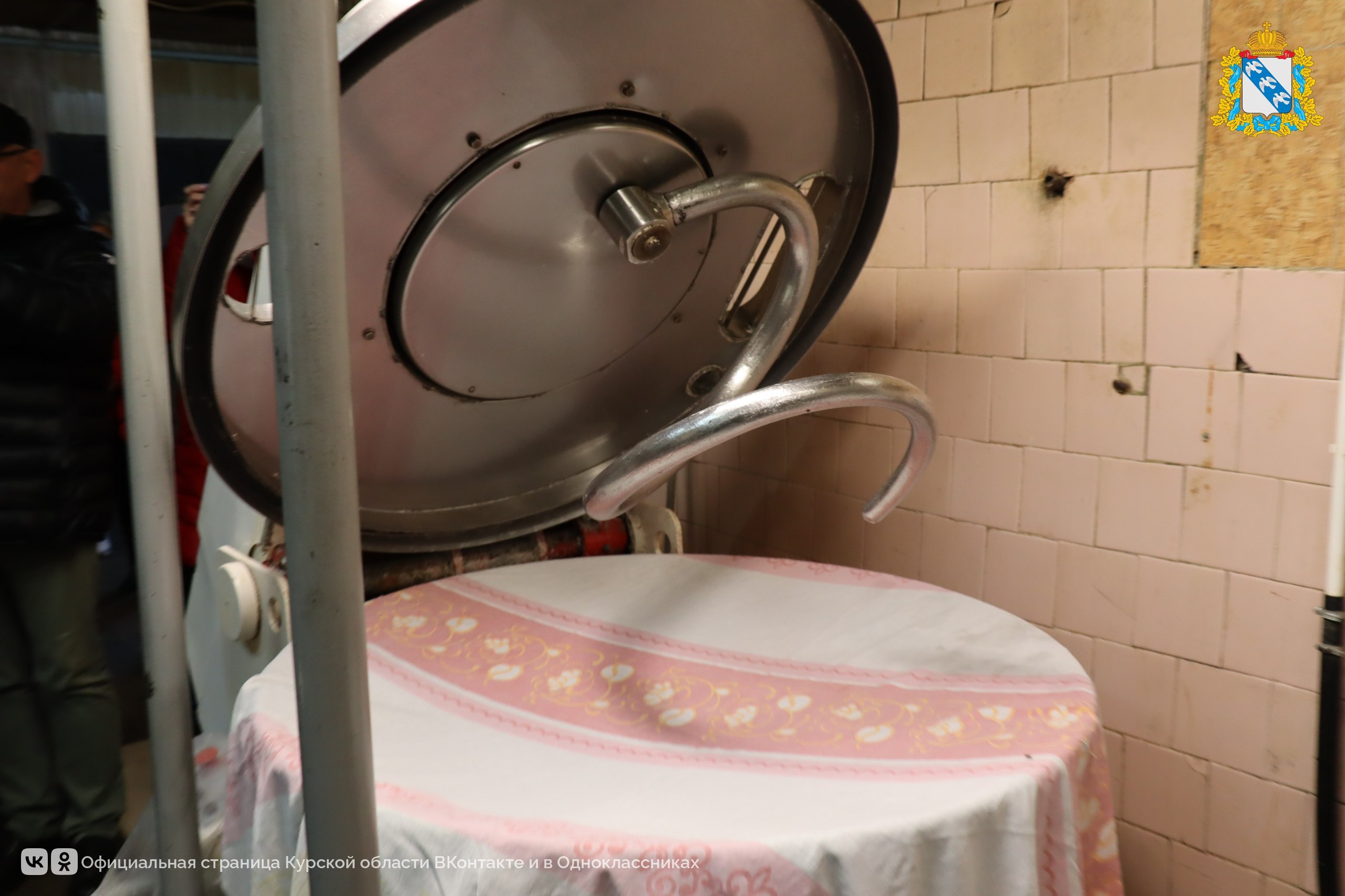 В ходе рабочего визита в Пристенский район первый заместитель губернатора – председатель Правительства Курской области Александр Чепик ознакомился с местными предприятиями В ходе рабочего визита в Пристенский район первый заместитель губернатора – председатель Правительства Курской области Александр Чепик ознакомился с местными предприятиями