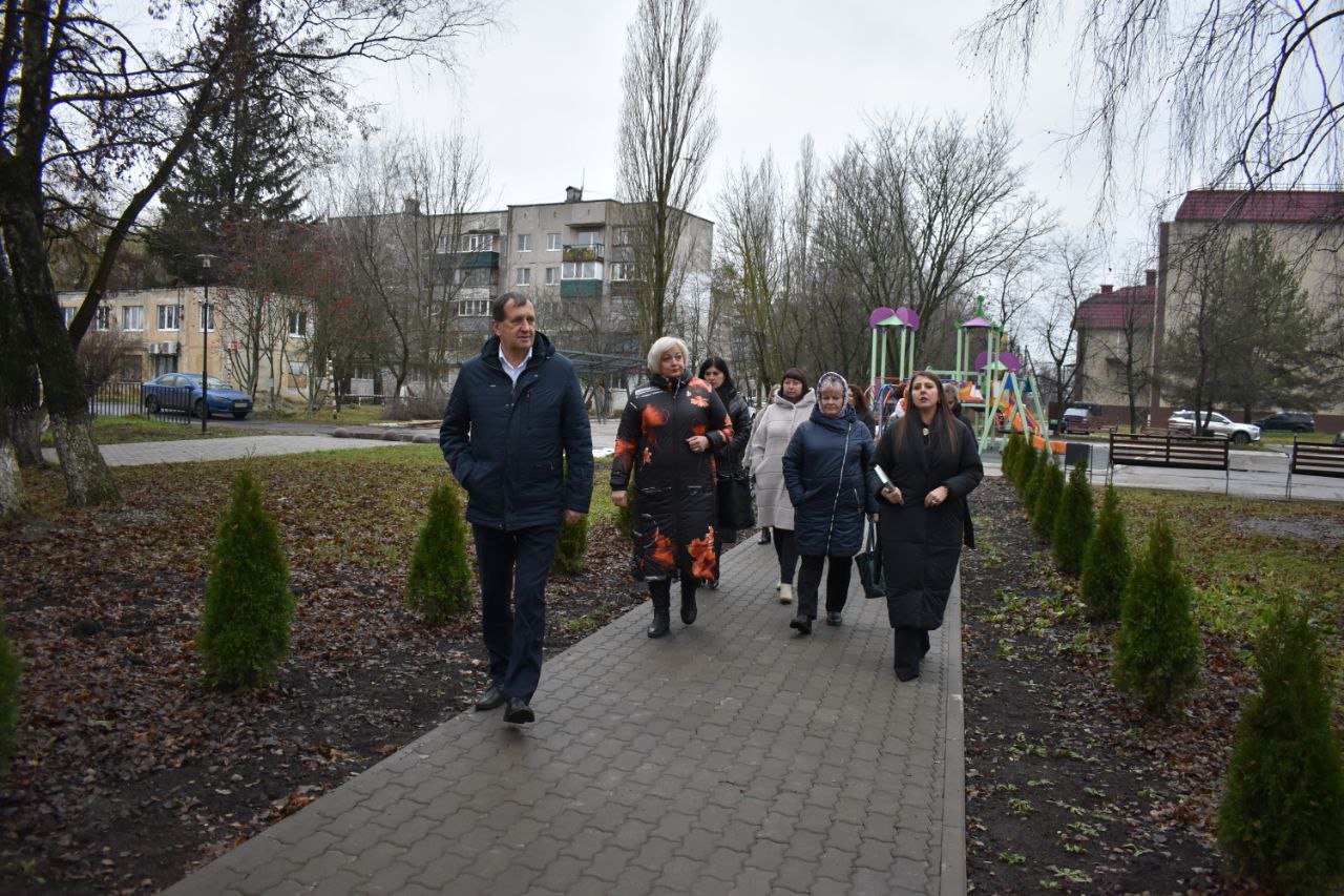 Александр Фролков: Сегодня в Студенке провел выездное заседание с главами муниципальных образований и работниками районной администрации Александр Фролков: Сегодня в Студенке провел выездное заседание с главами муниципальных образований и работниками районной администрации