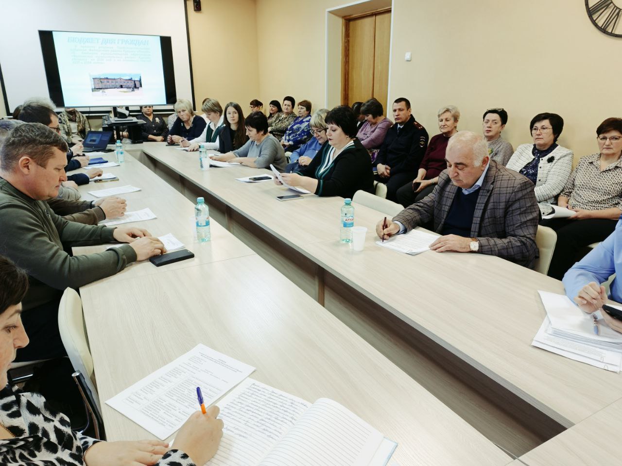 Сергей Цуканов: Принял участие в 21-м заседании Представительного Собрания Фатежского района пятого созыва Сергей Цуканов: Принял участие в 21-м заседании Представительного Собрания Фатежского района пятого созыва