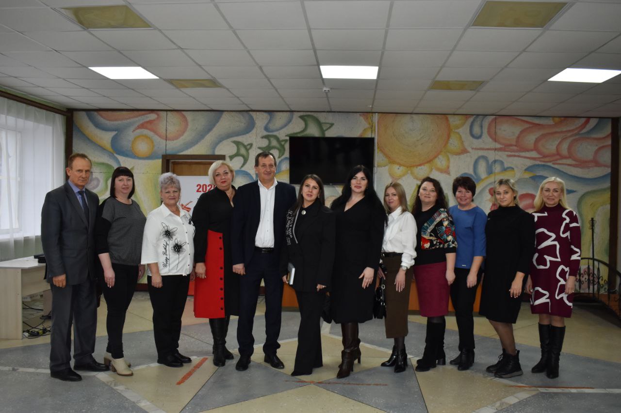 Александр Фролков: Сегодня в Студенке провел выездное заседание с главами муниципальных образований и работниками районной администрации