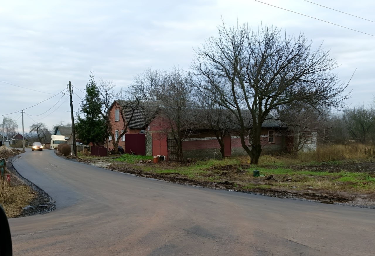 Сергей Ливенцев: В селе Старый Город, на участке Слобода, завершили укладку асфальта на объекте «Автомобильная дорога общего пользования местного значения по с.Старый Город д.1-д.49 Старогородского сельсовета Дмитриевского... Сергей Ливенцев: В селе Старый Город, на участке Слобода, завершили укладку асфальта на объекте «Автомобильная дорога общего пользования местного значения по с.Старый Город д.1-д.49 Старогородского сельсовета Дмитриевского...