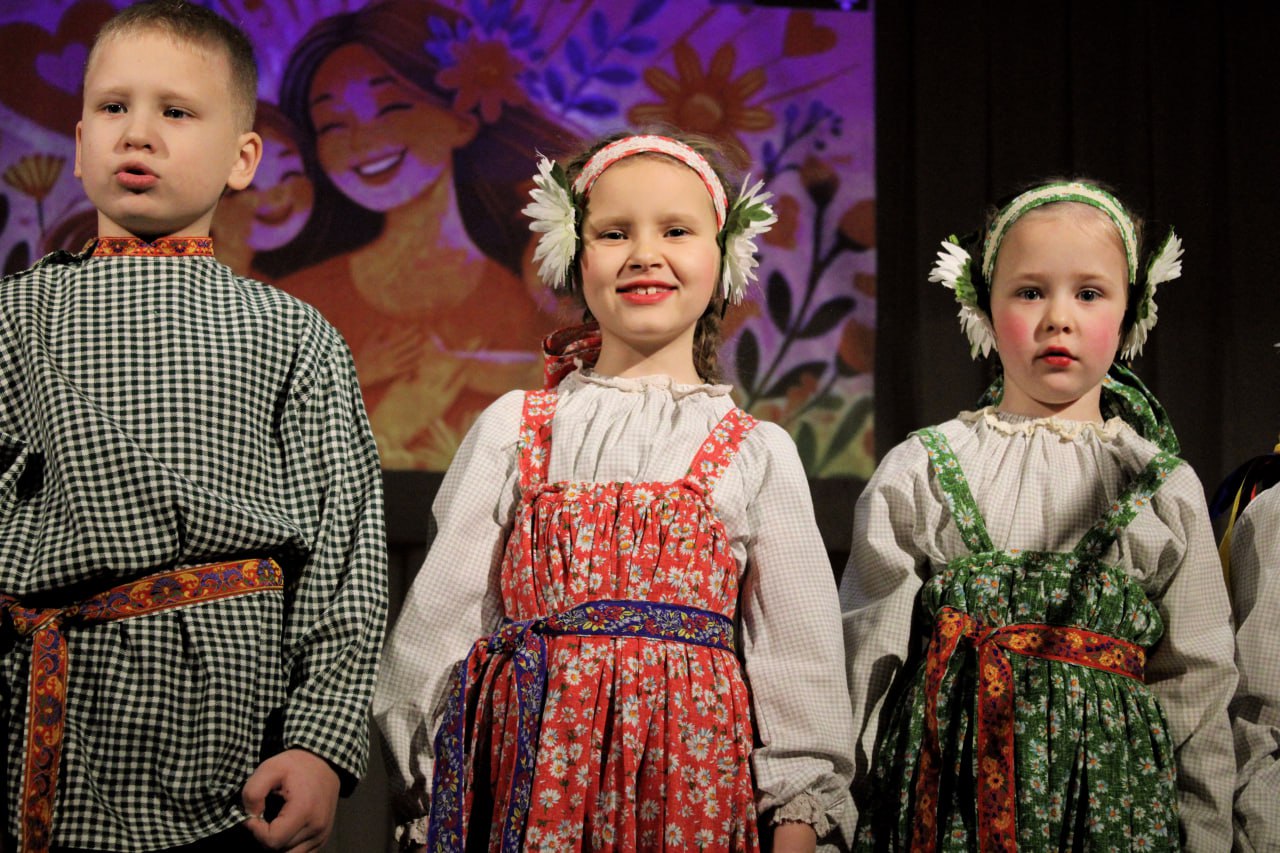 Юрий Астахов: В преддверии самого тёплого и душевного праздника – Дня матери – в нашем районном Доме культуры состоялся прекрасный концерт Юрий Астахов: В преддверии самого тёплого и душевного праздника – Дня матери – в нашем районном Доме культуры состоялся прекрасный концерт