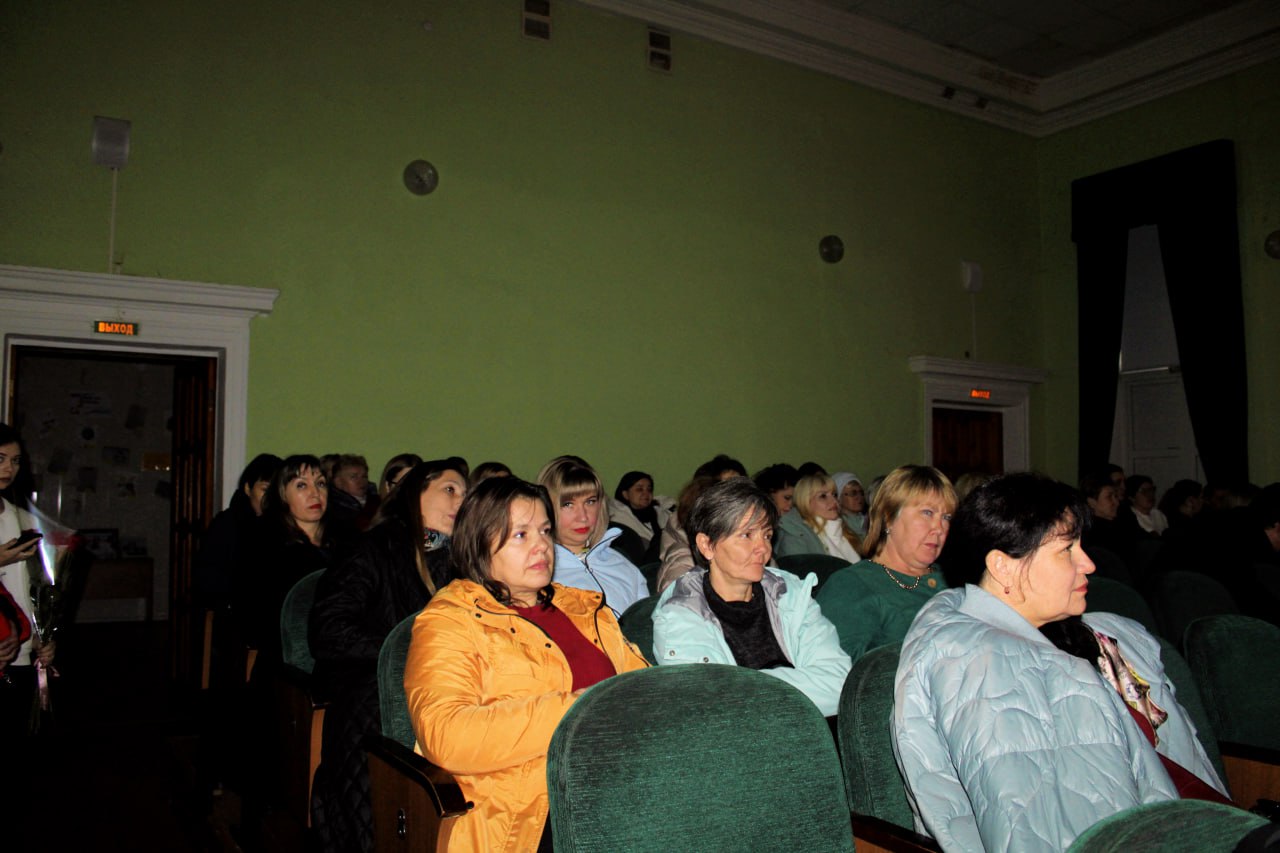 Юрий Астахов: В преддверии самого тёплого и душевного праздника – Дня матери – в нашем районном Доме культуры состоялся прекрасный концерт Юрий Астахов: В преддверии самого тёплого и душевного праздника – Дня матери – в нашем районном Доме культуры состоялся прекрасный концерт
