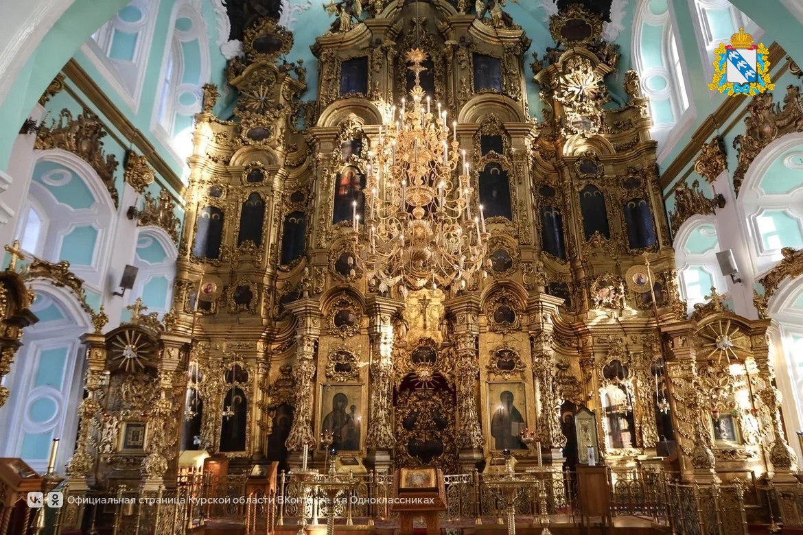 В ходе рабочего визита в Курскую область заместитель министра культуры РФ Владимир Осинцев вместе с заместителем губернатора региона Артемом Демидовым осмотрели памятники истории и культуры Курска В ходе рабочего визита в Курскую область заместитель министра культуры РФ Владимир Осинцев вместе с заместителем губернатора региона Артемом Демидовым осмотрели памятники истории и культуры Курска