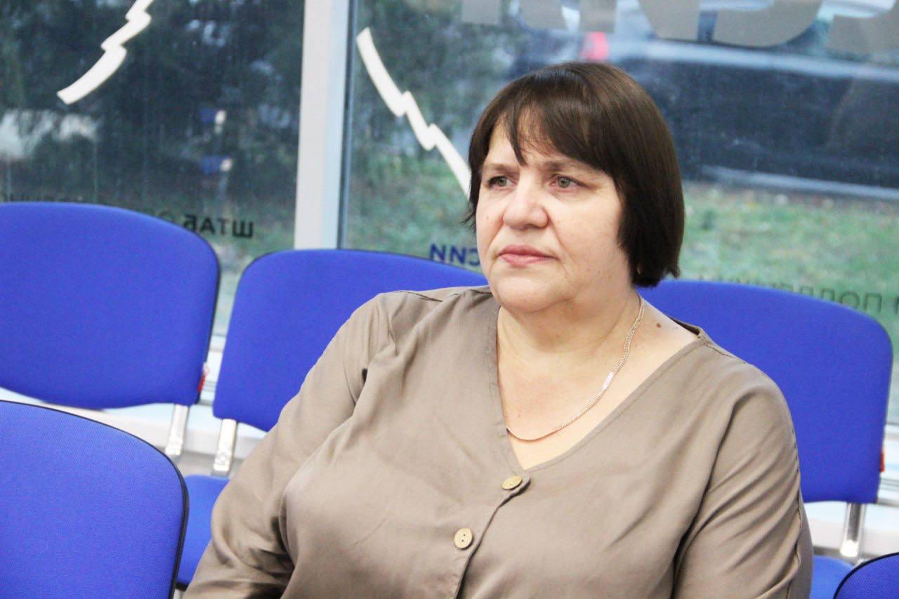 Выдающиеся мамы Глушковского района в гостях штаба общественной поддержки Единой России Выдающиеся мамы Глушковского района в гостях штаба общественной поддержки Единой России