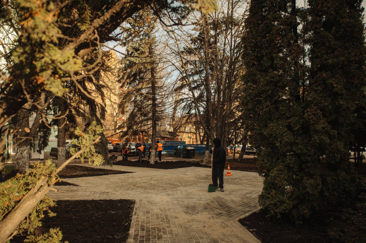 Александр Хинштейн проверил, как преображаются общественные пространства в Курске Александр Хинштейн проверил, как преображаются общественные пространства в Курске