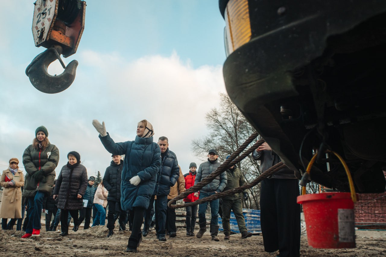 6 декабря под руководством губернатора Александра Хинштейна состоялся осмотр мест для установки памятников в Курске 6 декабря под руководством губернатора Александра Хинштейна состоялся осмотр мест для установки памятников в Курске