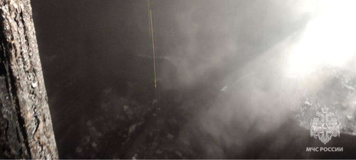 Из-за сигареты в Курчатовском районе сгорела дача Из-за сигареты в Курчатовском районе сгорела дача