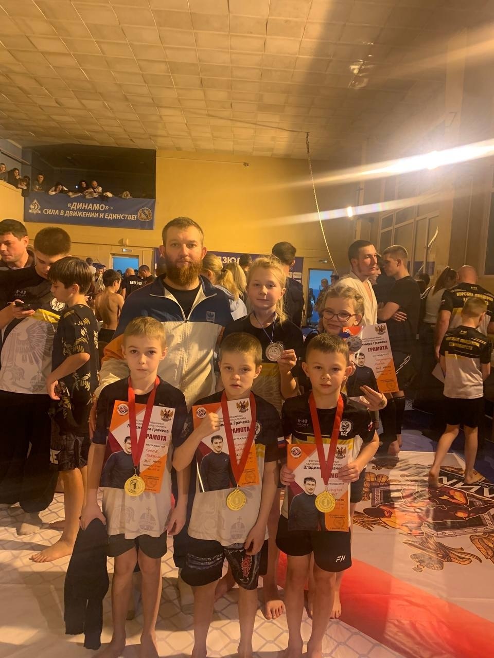 6 декабря в Курске прошел Открытый Фестиваль по смешанным единоборствам ОСЕ, организованный в память о Владимире Грачёве 6 декабря в Курске прошел Открытый Фестиваль по смешанным единоборствам ОСЕ, организованный в память о Владимире Грачёве